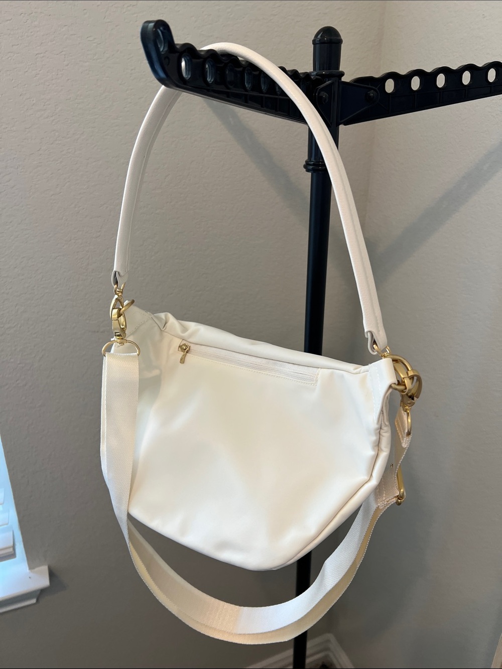 Baggallini Coconut Twill Crossbody Sling with Gold Hardware - Picture 7 of 7